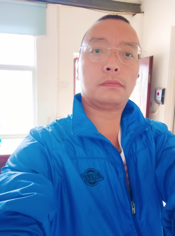 通海混混的第一张照片--通海残疾人相亲网